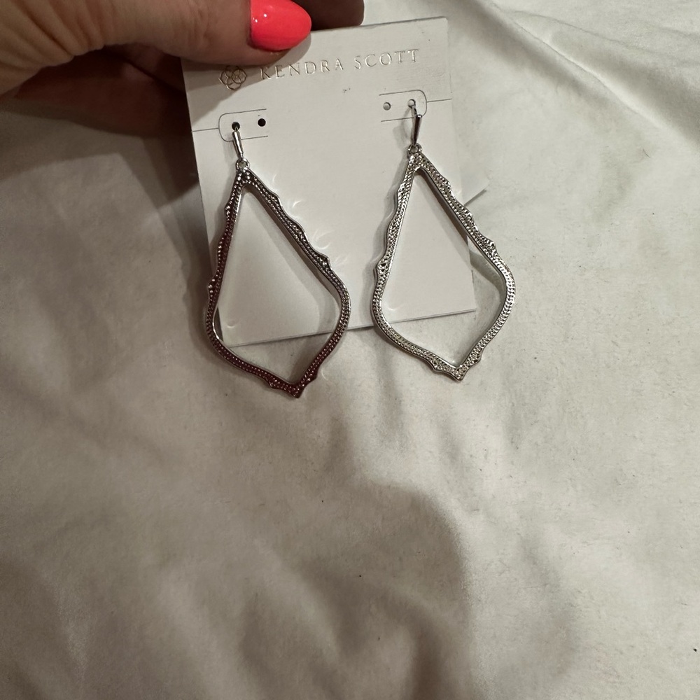 Kendra Scott Silver and Brown Geometric Earrings